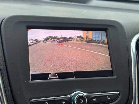 Used 2024 Chevrolet Equinox LT w/ LPO, Floor Liner Package FWD image 22