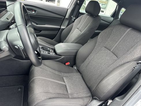 Used 2025 Honda Accord Sport image 10