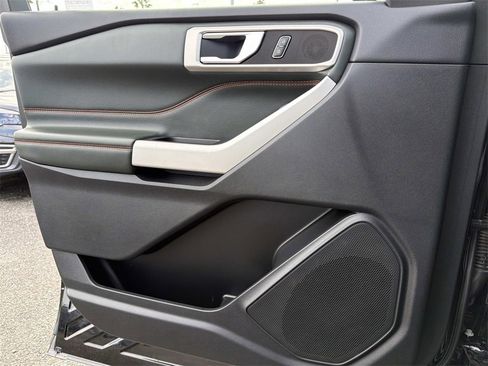 Used 2022 Ford Explorer Timberline image 18