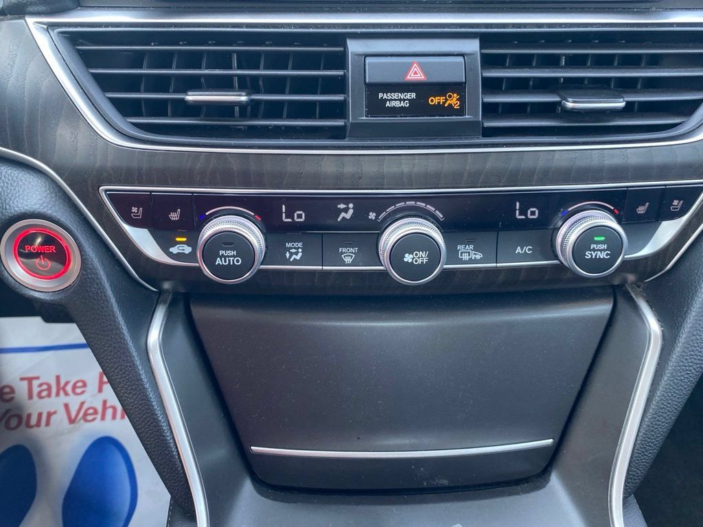 Used 2020 Honda Accord Touring image 26