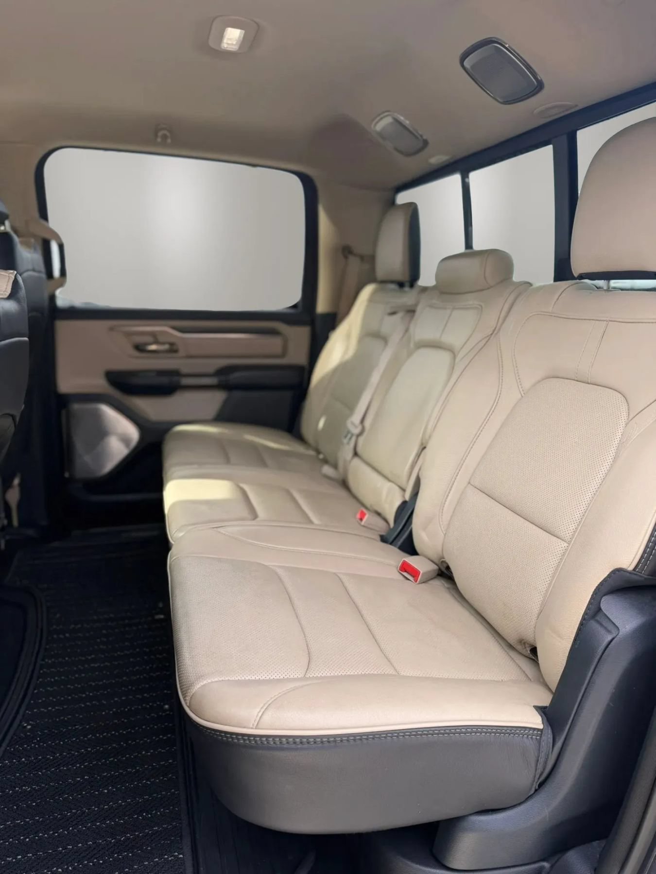 Used 2021 RAM 1500 Limited AWD/4WD image 13