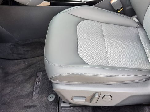 New 2026 Kia Niro EX image 9