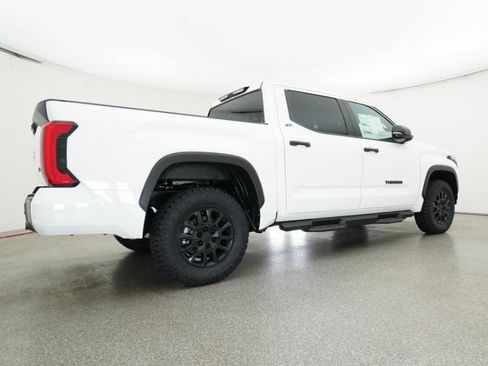 New 2026 Toyota Tundra SR5 AWD/4WD image 7