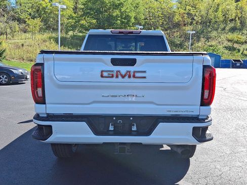Used 2022 GMC Sierra 2500 Denali w/ Denali Ultimate Package image 5
