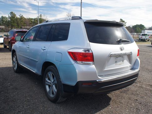 Used 2013 Toyota Highlander Limited image 5