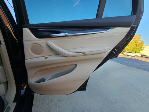 Used 2015 BMW X5 xDrive35i image 18