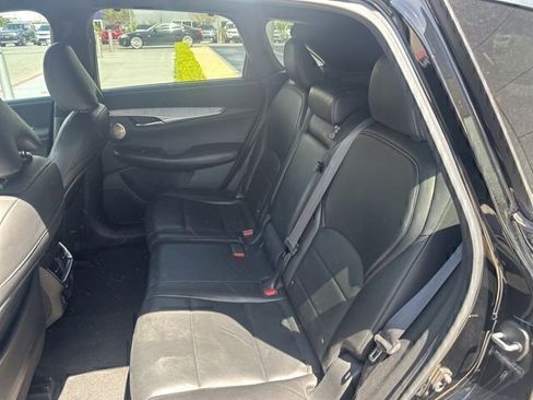 Used 2019 INFINITI QX50 Essential w/ Sensory Package AWD/4WD image 10