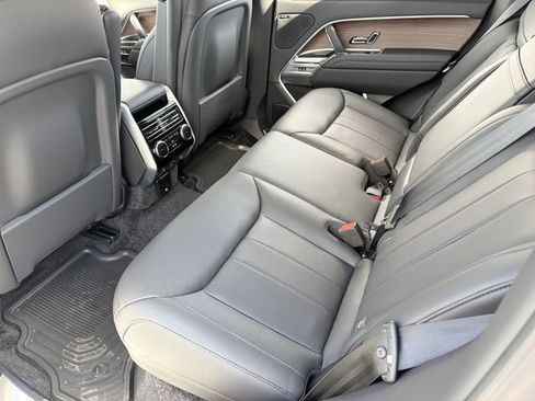 New 2026 Land Rover Range Rover SE AWD/4WD image 16