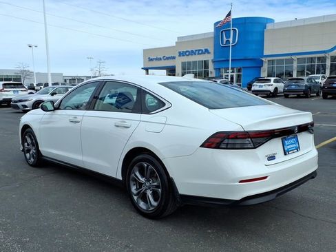 Certified 2023 Honda Accord EX image 8