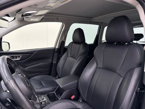 Used 2023 Subaru Forester Touring image 14