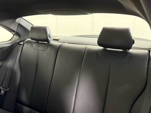 Used 2016 BMW M2 image 22