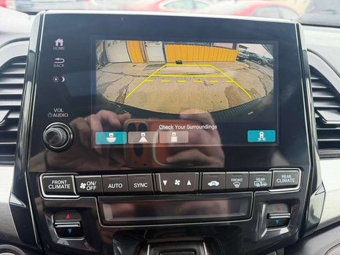 Used 2019 Honda Odyssey EX-L image 11