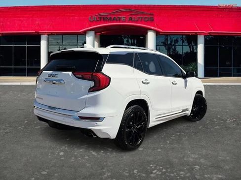 Used 2019 GMC Terrain Denali w/ Driver Alert Package II FWD image 3