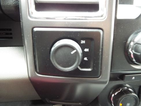 Used 2015 Ford F150 XLT w/ Equipment Group 302A Luxury image 15