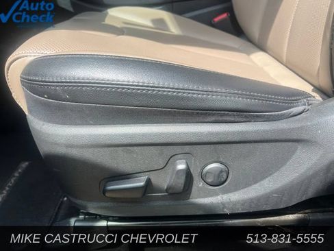 Used 2023 Hyundai Santa Fe SEL w/ Premium Package AWD/4WD image 9