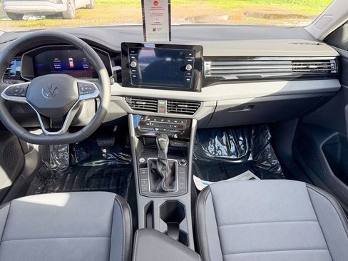 New 2026 Volkswagen Jetta SE image 22