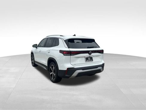New 2026 Volkswagen Tiguan SE image 3