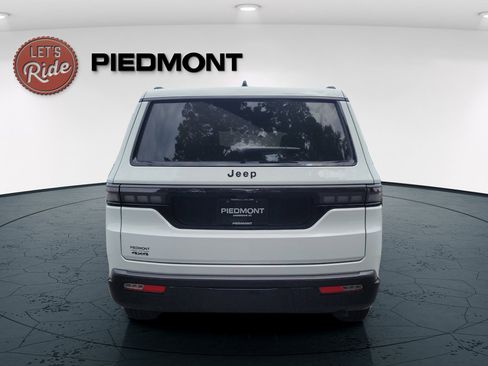 New 2026 Jeep Grand Wagoneer Limited w/ HD Trailer Tow Package AWD/4WD image 7
