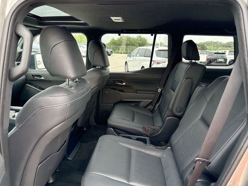 Used 2024 Lexus GX 550 w/ Cold Area Package AWD/4WD image 24