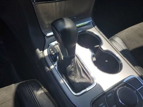 Used 2022 Jeep Grand Cherokee Laredo X AWD/4WD image 25