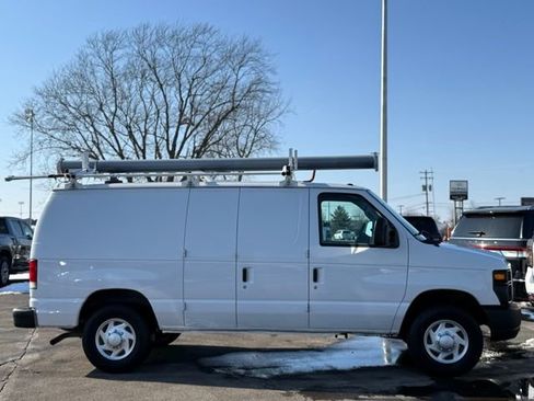 Used 2014 Ford E-250 and Econoline 250 image 28