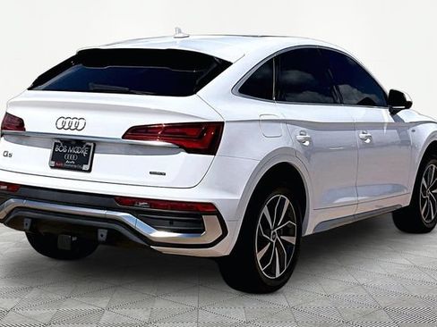 Used 2023 Audi Q5 2.0T Premium Plus w/ Premium Plus Package AWD/4WD image 2