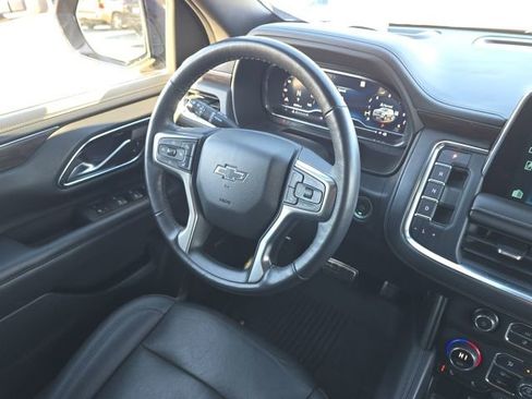 Used 2022 Chevrolet Suburban Z71 w/ Z71 Off-Road Package image 31