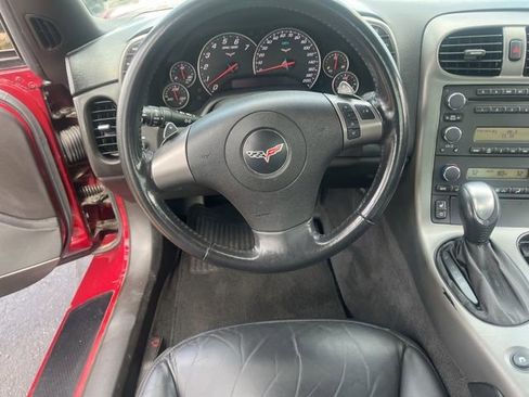 Used 2007 Chevrolet Corvette Coupe w/ Preferred Equipment Group image 16