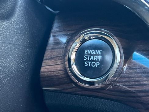 Used 2015 Toyota Avalon XLE Touring image 21