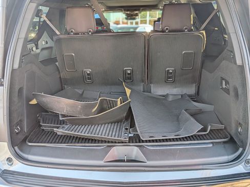 Used 2023 Cadillac Escalade ESV V w/ Heavy-Duty Trailer Package image 38