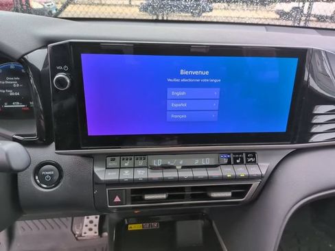 Used 2025 Toyota Camry XSE w/ Premium Plus Package AWD/4WD image 17