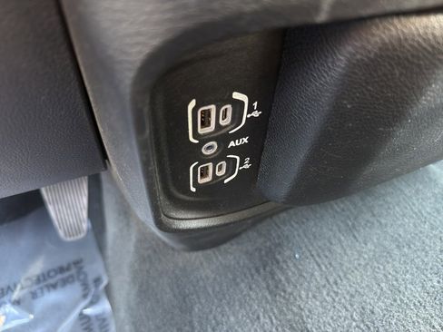 Used 2022 RAM 3500 Big Horn image 17