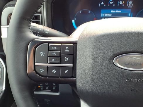 New 2026 Ford F350 Platinum w/ Tremor Off-Road Package AWD/4WD image 21