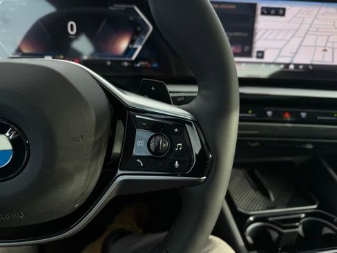 New 2026 BMW 530i xDrive w/ Premium Package image 28