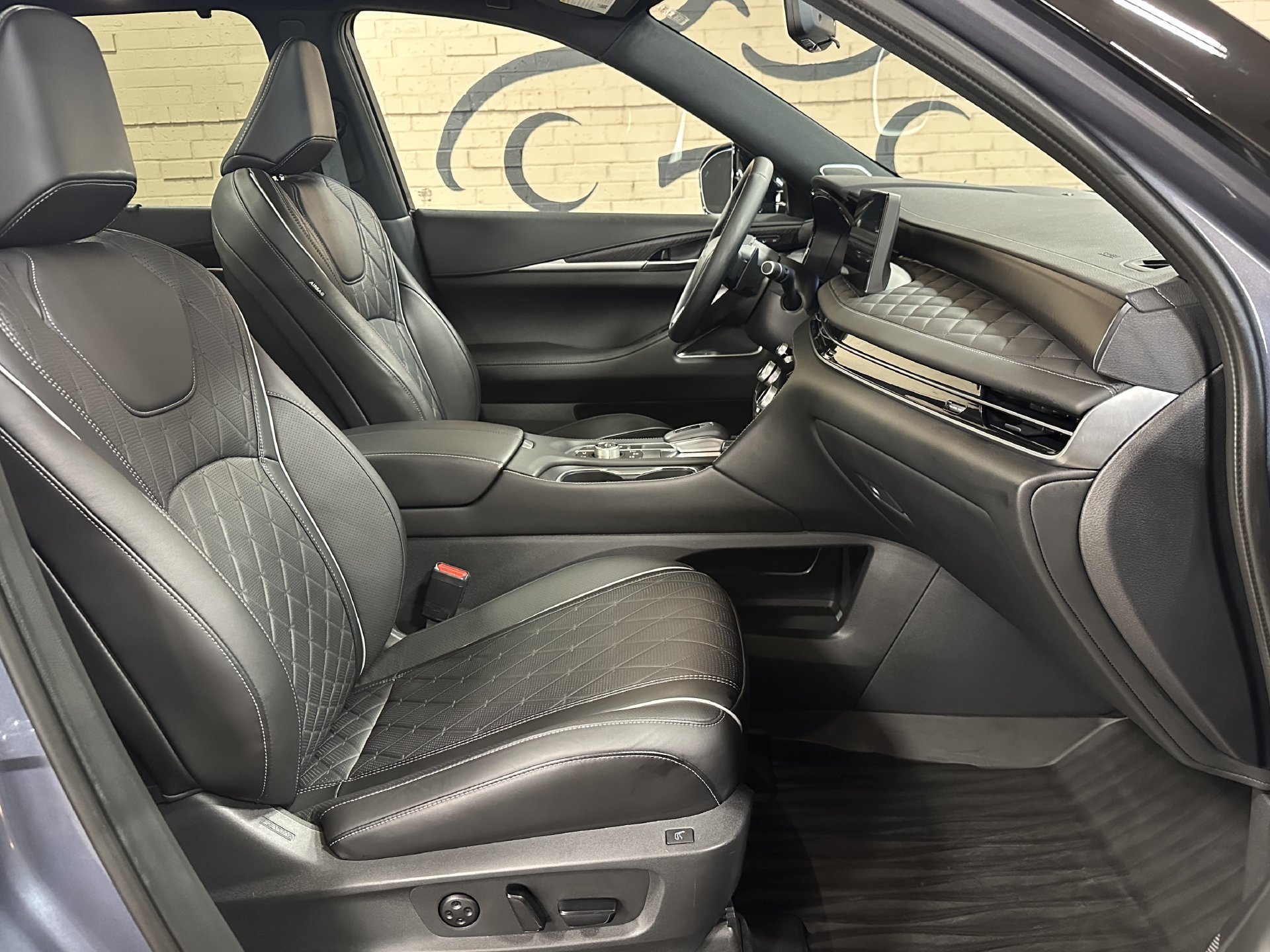 Used 2024 INFINITI QX60 Autograph AWD/4WD image 23