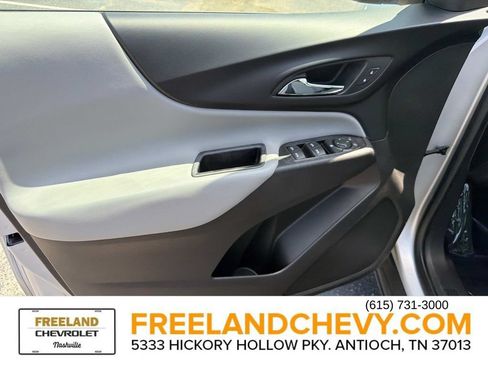 Used 2022 Chevrolet Equinox LS w/ Driver Confidence II Package FWD image 19