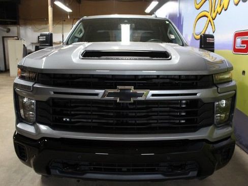 Certified 2025 Chevrolet Silverado 2500 Custom w/ Custom Value Package AWD/4WD image 2