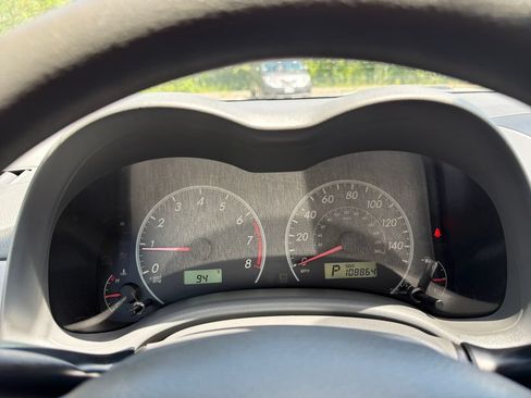 Used 2010 Toyota Corolla LE FWD image 15
