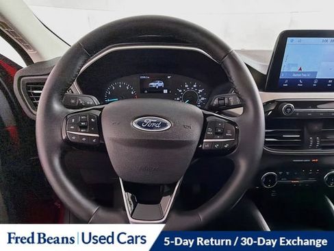 Used 2022 Ford Escape SEL AWD/4WD image 16