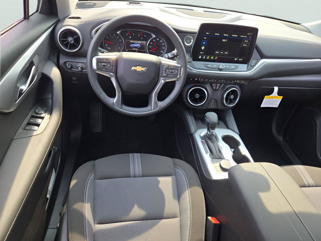 New 2026 Chevrolet Blazer LT w/ Convenience Package AWD/4WD image 23