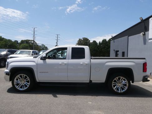 Used 2019 GMC Sierra 1500 SLE w/ SLE Value Package RWD image 9