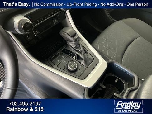 Used 2022 Toyota RAV4 XLE image 27