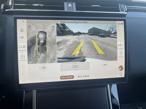 New 2026 Land Rover Range Rover Velar Dynamic SE image 24