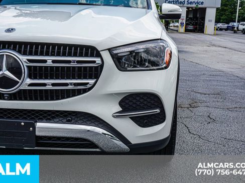 Used 2024 Mercedes-Benz GLE 450e 4MATIC image 18