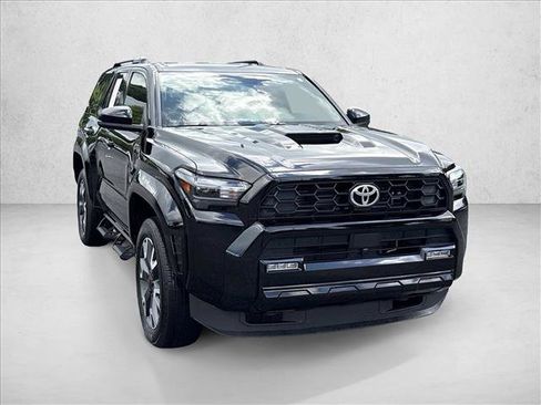 Certified 2025 Toyota 4Runner TRD Sport AWD/4WD image 3
