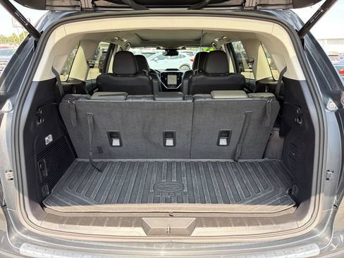Used 2024 Subaru Ascent Touring AWD/4WD image 29