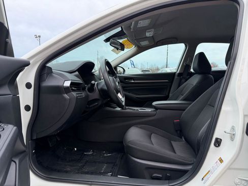 Used 2022 Nissan Altima 2.5 SV image 13