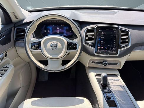 Certified 2023 Volvo XC90 B6 Plus image 27