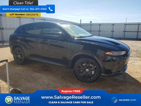 Used 2024 Dodge Hornet R/T Plus w/ R/T Blacktop Package AWD/4WD image 5