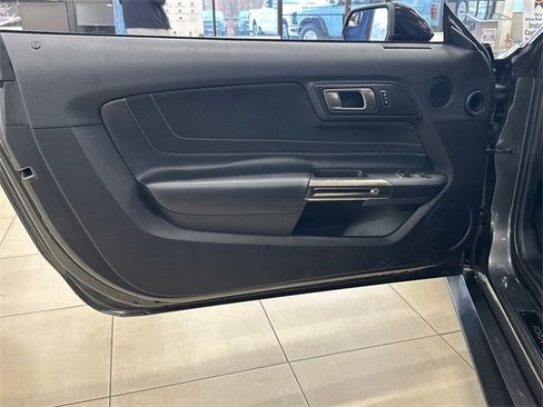 Used 2017 Ford Mustang Shelby GT350 w/ Electronics Package image 7